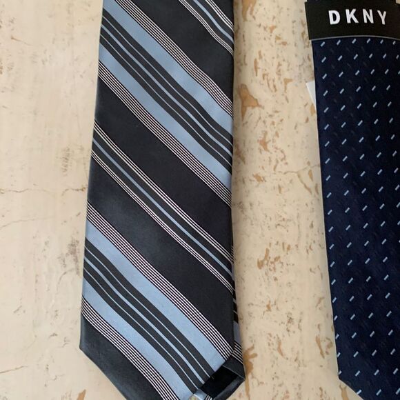 👔Set up to DKNY ties👔 - Picture 5 of 12